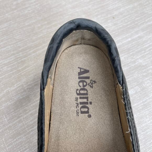 Alegria Debra Slip On Shoes Women 41 Black Floral Embossed Leather Comfort Work - Picture 9 of 9